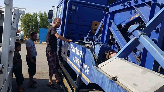Kurtarıcı vincin aküsünü çaldılar