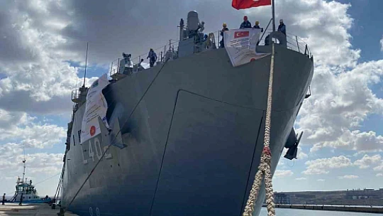 TCG Bayraktar insani yardım malzemelerini Libya'ya ulaştırdı