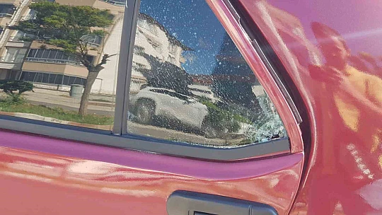 Otomobile kurşun sıktılar