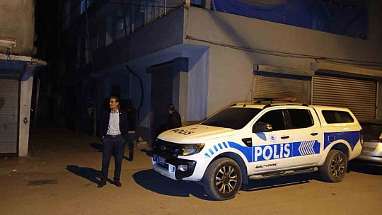 Pompalı tüfekle oynuyordu, yanlışlıkla arkadaşını vurdu