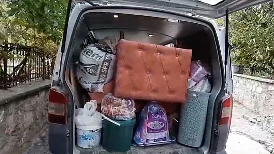 Rögar tıkandı, vatandaşın evi atık suyla doldu