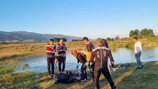 Serinlemek için gittiği gölette hayatını kaybetti