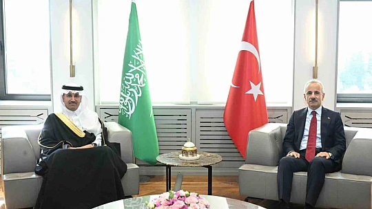 Suudi Ulaştırma Bakanı, Togg ile tur attı