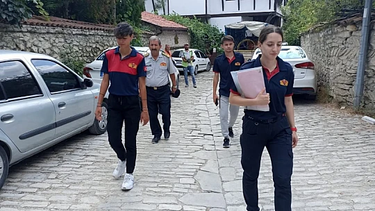 Tarihi Çarşı esnaflarına yangın tedbiri denetimi