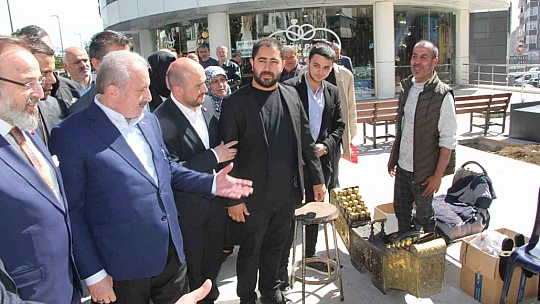 TBMM Başkanı Şentop'tan partilerin seçim stantlarına ziyaret