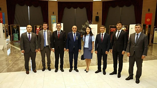 Türk Cumhuriyetleri Geleneksel El Sanatları Sergisi ziyarete açıldı