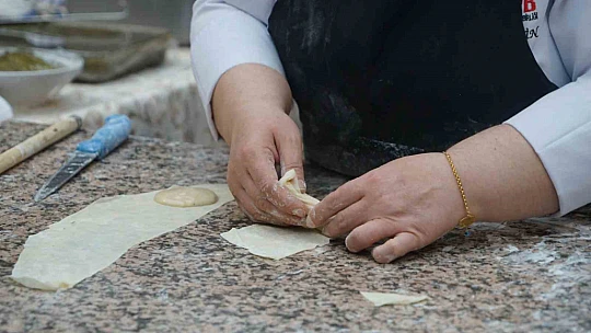 Ünlü şefler Kastamonu'nun yöresel ürünleri ile yemekler yaptı