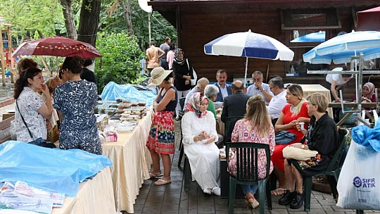Polis Eşleri Derneğinden Çeşm-i Cihan'da Kermes