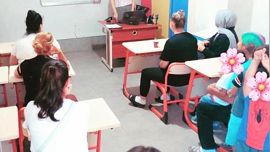 Roman vatandaşlara yönelik iş kulübü eğitimi düzenlendi